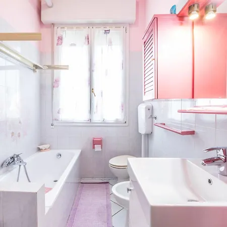 Nadia House, By Short Holidays Appartement